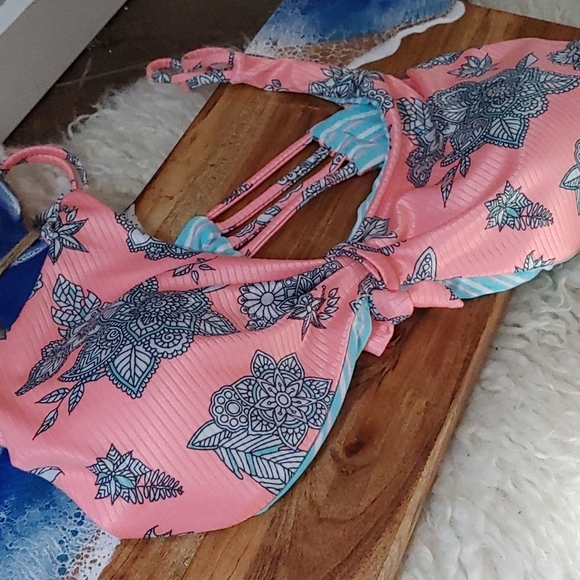 XL REVERSIBLE la Vie en Rose bikini top - Picture 4 of 5